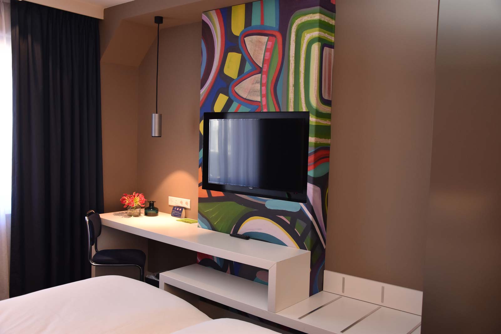 comfort-single-room-blue-mansion-hotel-aalsmeer-6